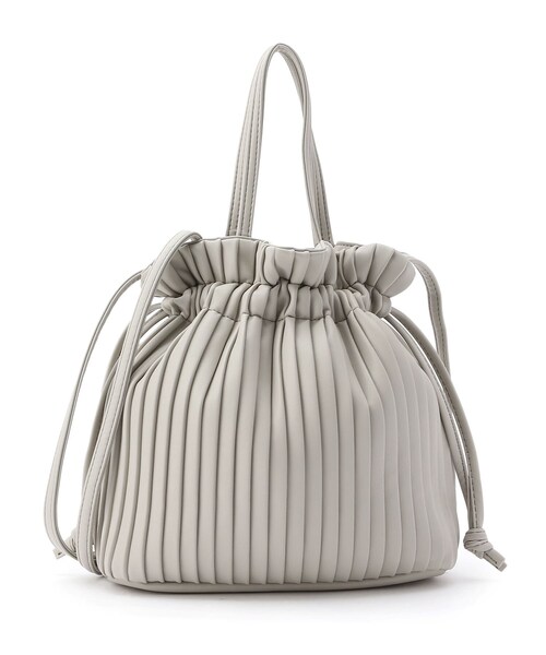 pink adobe(ピンクアドベ)の「◆【2WAY】プリーツ巾着バッグ(ショルダーバッグ・レディース・アイボリー/シルバー/ゴールド/ブラック/サックスブルー・00)」の2枚目の写真