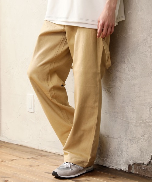 TopIsm（トップイズム）の「【2021】 サスペンダー付コットンワイドパンツ（チノパンツ・メンズ・ブラック/ライトグレー/ベージュ/モカ・M/L）」の4枚目の写真