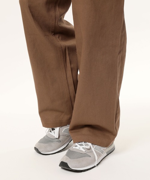 TopIsm（トップイズム）の「【2021】 サスペンダー付コットンワイドパンツ（チノパンツ・メンズ・ブラック/ライトグレー/ベージュ/モカ・M/L）」の16枚目の写真