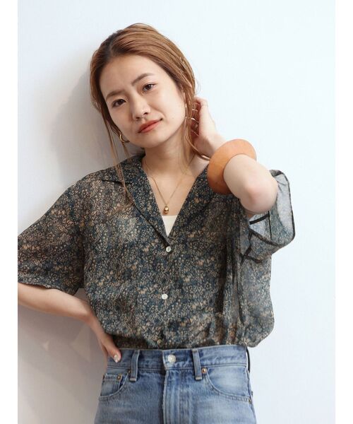 Ungrid（アングリッド）の「シアーフラワーハーフスリーブシャツ（シャツ/ブラウス・レディース・ブルー/グリーン・FREE）」の8枚目の写真