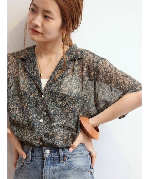 Ungrid - 新品Ungridフラワーハーフスリーブシャツ♡ Ungrid（アングリッド）の「シアーフラワーハーフスリーブシャツ
