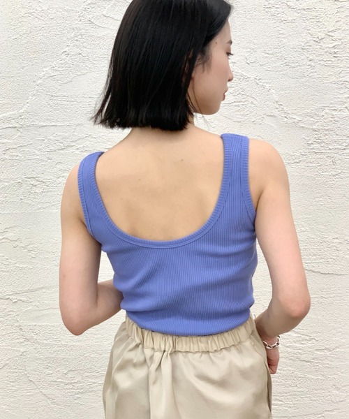 CIAOPANIC(チャオパニック)の「パット付きスクエアタンクトップ(タンクトップ・レディース・チャコールグレー/ラベンダー/グリーン/オフホワイト・FREE)」の6枚目の写真