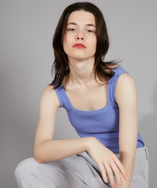 CIAOPANIC(チャオパニック)の「パット付きスクエアタンクトップ(タンクトップ・レディース・チャコールグレー/ラベンダー/グリーン/オフホワイト・FREE)」の17枚目の写真