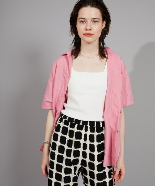 CIAOPANIC(チャオパニック)の「パット付きスクエアタンクトップ(タンクトップ・レディース・チャコールグレー/ラベンダー/グリーン/オフホワイト・FREE)」の13枚目の写真