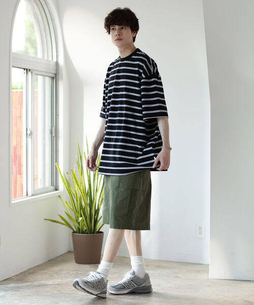 BeAMS DOT（ビームスドット）の「【WEB限定】BeAMS DOT / マルチボーダー オーバーTシャツ（Tシャツ/カットソー・メンズ・ブラック/グレー・MEDIUM/LARGE）」の8枚目の写真