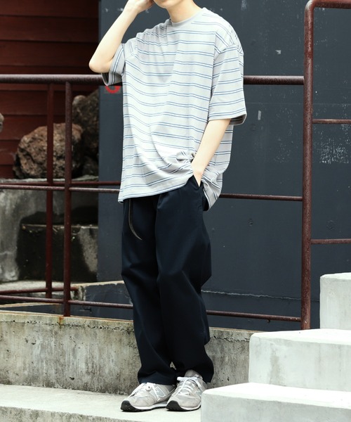 BeAMS DOT（ビームスドット）の「【WEB限定】BeAMS DOT / マルチボーダー オーバーTシャツ（Tシャツ/カットソー・メンズ・ブラック/グレー・MEDIUM/LARGE）」の5枚目の写真