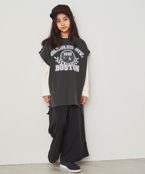 ＆yam（アンドヤム）の「USA裏毛オーバーサイズサイドスリットカレッジロングベスト（ベスト・キッズ・ホワイト/ブラック/ブルー/ベージュ・130-140cm/150-160cm/140-150cm/120-130cm/110-120cm）」の12枚目の写真