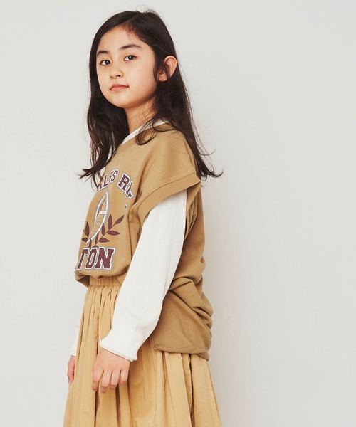 ＆yam（アンドヤム）の「USA裏毛オーバーサイズサイドスリットカレッジロングベスト（ベスト・キッズ・ホワイト/ブラック/ブルー/ベージュ・130-140cm/150-160cm/140-150cm/120-130cm/110-120cm）」の14枚目の写真