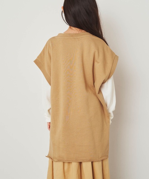 ＆yam（アンドヤム）の「USA裏毛オーバーサイズサイドスリットカレッジロングベスト（ベスト・キッズ・ホワイト/ブラック/ブルー/ベージュ・130-140cm/150-160cm/140-150cm/120-130cm/110-120cm）」の15枚目の写真