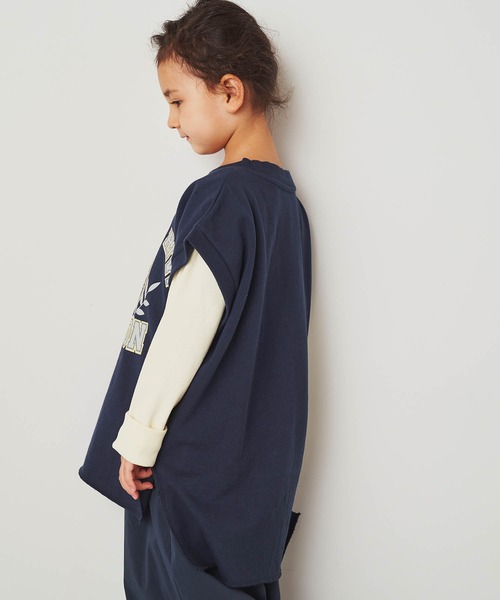 ＆yam（アンドヤム）の「USA裏毛オーバーサイズサイドスリットカレッジロングベスト（ベスト・キッズ・ホワイト/ブラック/ブルー/ベージュ・130-140cm/150-160cm/140-150cm/120-130cm/110-120cm）」の19枚目の写真
