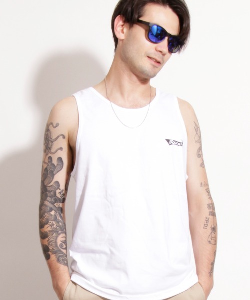ROTAR(ローター)の「Ribbon LOGO 1p Tank ワンポイント ロゴ タンクトップ(タンクトップ・メンズ・ホワイト/ブラック/ネイビー・MEDIUM/LARGE/X-LARGE)」の9枚目の写真