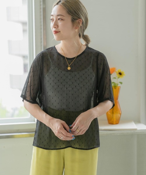 ITEMS URBANRESEARCH（アイテムズ アーバンリサーチ）の「セットシアーブラウス（シャツ/ブラウス・レディース・ブラック/グレー系その他/アイボリー・FREE）」の9枚目の写真