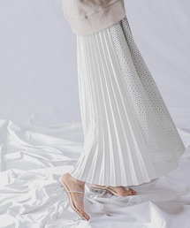 Lirica （リリカ）の「Lirica　punching pleats skirt（スカート）」