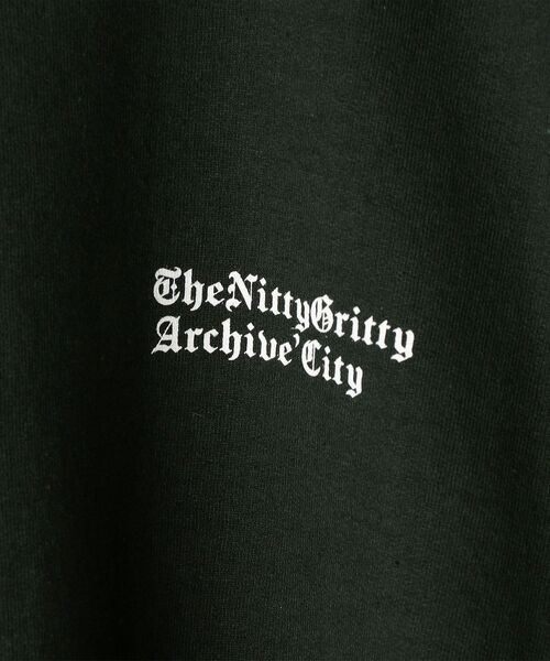 SHIPS(シップス)の「THE NITTY GRITTY ARCHIVE CITY: オールドイングリッシュ ロゴ スウェット(スウェット・メンズ・ライトグレー/ブルー/グリーン・MEDIUM/LARGE/X-LARGE)」の17枚目の写真