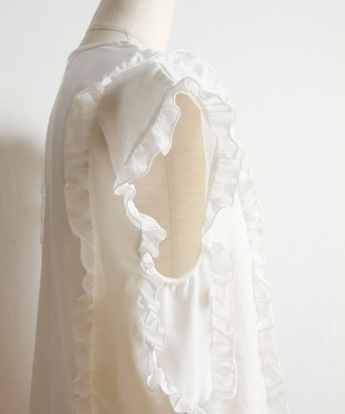 tocco closet（トッコ　クローゼット）の「吸水速乾フリル付きＴシャツ（Tシャツ/カットソー・レディース・ブラック/オフホワイト/グレイッシュベージュ・M）」の5枚目の写真