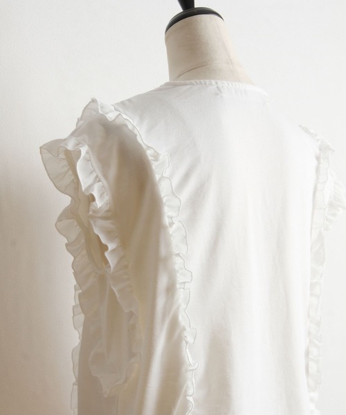 tocco closet（トッコ　クローゼット）の「吸水速乾フリル付きＴシャツ（Tシャツ/カットソー・レディース・ブラック/オフホワイト/グレイッシュベージュ・M）」の18枚目の写真