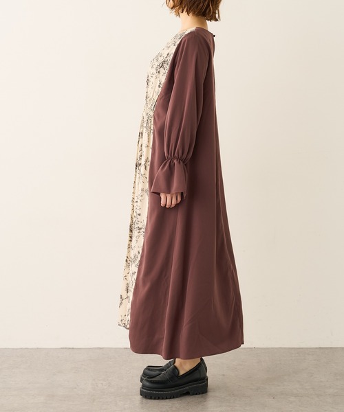 Lui's(ルイス)の「フラワープリント切替ワンピース(ワンピース・レディース・ブラウン/ネイビー・FREE)」の6枚目の写真