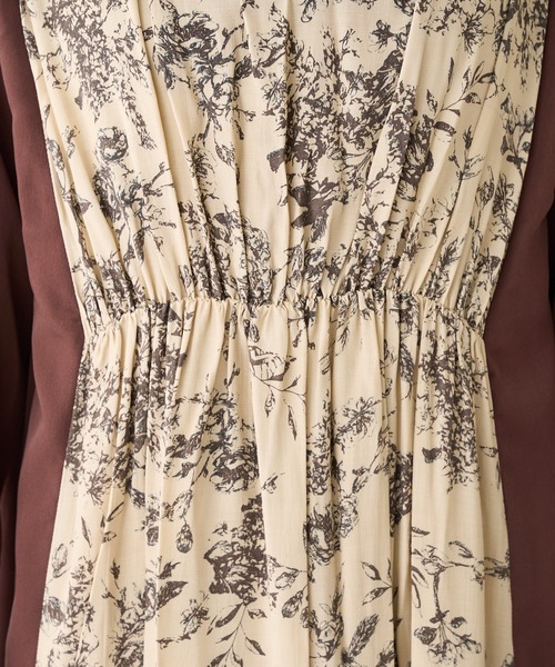 Lui's(ルイス)の「フラワープリント切替ワンピース(ワンピース・レディース・ブラウン/ネイビー・FREE)」の11枚目の写真