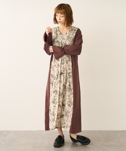 Lui's(ルイス)の「フラワープリント切替ワンピース(ワンピース・レディース・ブラウン/ネイビー・FREE)」の4枚目の写真