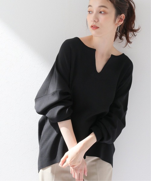 FRAMeWORK（フレームワーク）の「スムースキーネックプルオーバー◆（ニット/セーター・レディース・ホワイト/ブラック・FREE）」の2枚目の写真