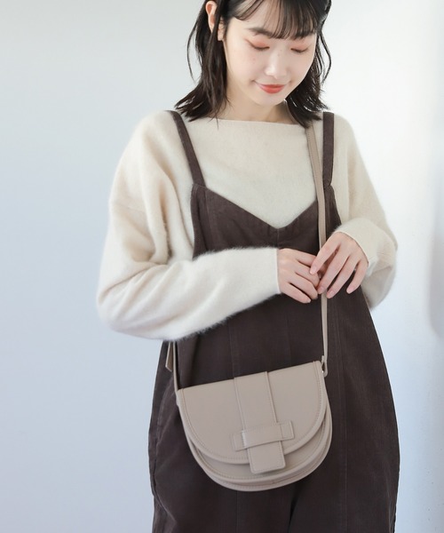 LAKOLE（ラコレ）の「ハーフムーンベルトショルダーバッグ / 215170（ショルダーバッグ・レディース・オフホワイト/ベージュ/ブラック・FREE）」の3枚目の写真