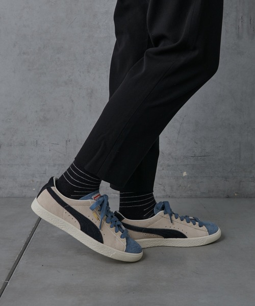 PUMA(プーマ)の「【PUMA 】スウェードVTG WTフォームストリップスニーカー(スニーカー・レディース・ホワイト・22.5/23/23.5/24/24.5/25)」の6枚目の写真