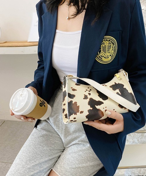 Opinion korean town（オピニオン コリアン タウン）の「Animal handbag（ハンドバッグ・レディース・ゼブラ/ブラウン/レオパード/ブラック・FREE）」の8枚目の写真