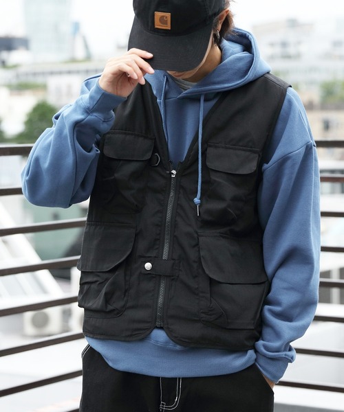 ８(eight)（エイト）の「WORLDLIVLET マルチポケットベスト（ベスト・メンズ・カーキ/ブラック・MEDIUM/X-LARGE/LARGE）」の2枚目の写真