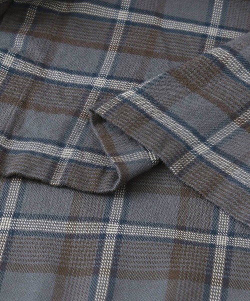 FORK&SPOON(フォークアンドスプーン)の「FORK&SPOON フライフロントネルシャツ(シャツ/ブラウス・メンズ・チャコールグレー/ホワイト系その他/グレー系その他・4/5)」の9枚目の写真