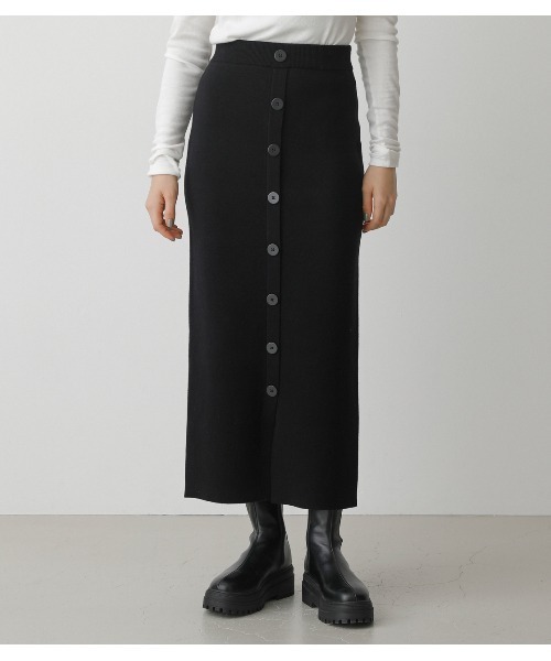 AZUL by moussy（アズールバイマウジー）の「SWEATTER BUTTON TIGHT SKIRT/セーターボタンタイトスカート（スカート・レディース・ライトグリーン/ライトベージュ/ブラック・MEDIUM/SMALL）」の2枚目の写真