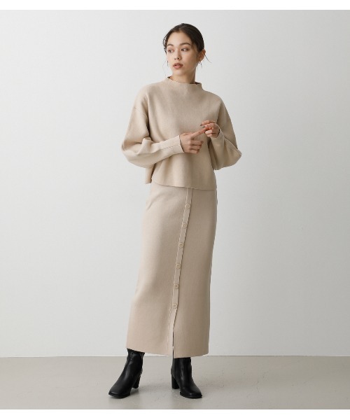 AZUL by moussy（アズールバイマウジー）の「SWEATTER BUTTON TIGHT SKIRT/セーターボタンタイトスカート（スカート・レディース・ライトグリーン/ライトベージュ/ブラック・MEDIUM/SMALL）」の22枚目の写真