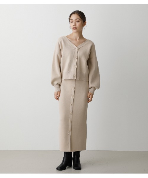 AZUL by moussy（アズールバイマウジー）の「SWEATTER BUTTON TIGHT SKIRT/セーターボタンタイトスカート（スカート・レディース・ライトグリーン/ライトベージュ/ブラック・MEDIUM/SMALL）」の21枚目の写真
