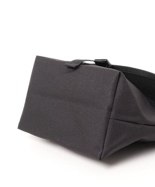 Mark Gonzales（マーク・ゴンザレス）の「【Mark Gonzales】エンジェル ショルダーバッグ（ショルダーバッグ・メンズ・ブラック/ブラック×ホワイト/ベージュ・FREE）」の6枚目の写真