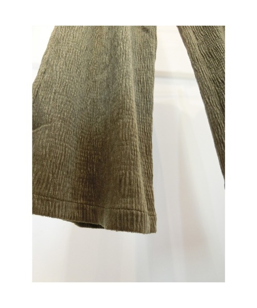 ulu(ウル)の「Crash velor pleated wide pants(その他パンツ・レディース・カーキ・FREE)」の3枚目の写真
