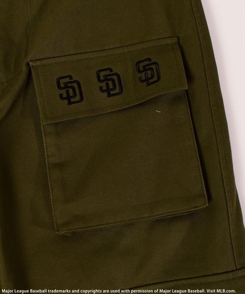 BACK TO THE FIELD(バック トゥー ザ フィールド)の「【MLB】ロゴカーゴパンツ(カーゴパンツ・レディース・オフホワイト/ブラック/カーキ・SMALL/MEDIUM)」の11枚目の写真