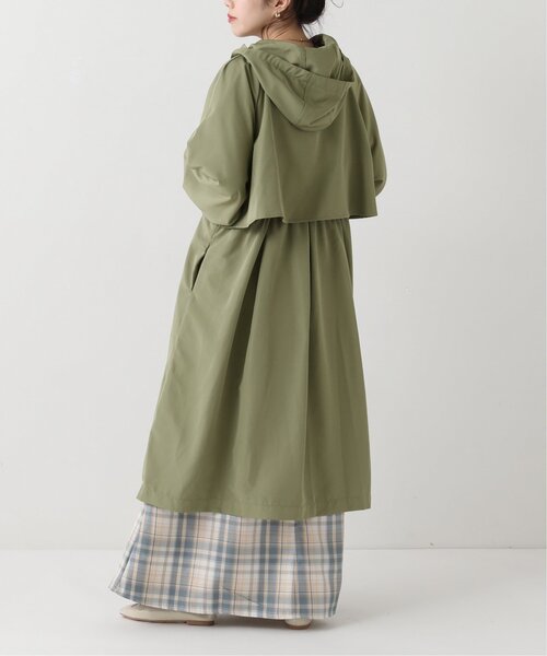 RAY CASSIN（レイカズン）の「ボリュームマンパーコート（マウンテンパーカー・レディース・カーキ/グレイッシュベージュ/キナリ・FREE）」の5枚目の写真