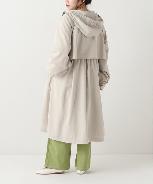 RAY CASSIN（レイカズン）の「ボリュームマンパーコート（マウンテンパーカー・レディース・カーキ/グレイッシュベージュ/キナリ・FREE）」の8枚目の写真