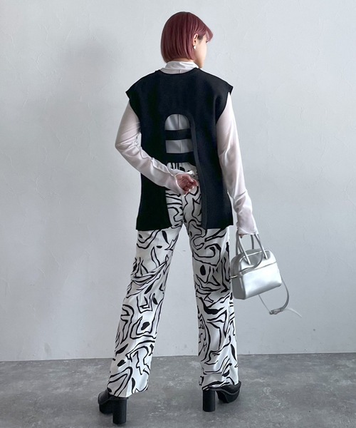 PAGEBOY（ページボーイ）の「バックオープンベスト（ベスト・レディース・ベージュ系その他/オフホワイト/ブラック・FREE）」の9枚目の写真