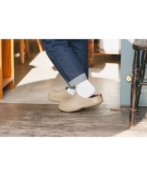 FRONTIER(フロンティア)の「FRONTIER / フロンティア サンダル スリッポン ボアサンダル スリッパ ファーサンダル bi x sole HOON FRI(サンダル・レディース・オリーブドラブ/ブラック/ベージュ/グレー・25/23/26/28/27/24)」の19枚目の写真