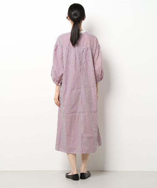 INCEDE（インシード）の「ストライプ バンドカラークレリックワンピース（シャツワンピース・レディース・ネイビー/レッド・LL/3L/M/L）」の5枚目の写真