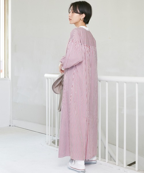 INCEDE（インシード）の「ストライプ バンドカラークレリックワンピース（シャツワンピース・レディース・ネイビー/レッド・LL/3L/M/L）」の21枚目の写真
