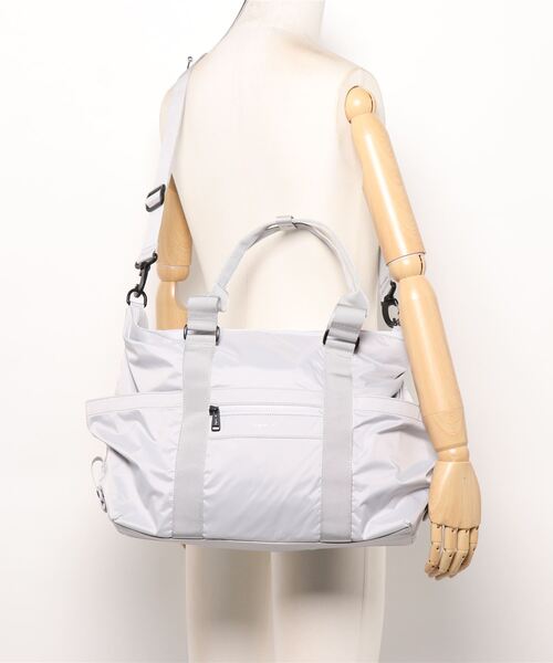 agnes b.（アニエスベー）の「2wayボストンバッグ (QAT01－01)（ボストンバッグ・レディース・グレー系その他・FREE）」の3枚目の写真