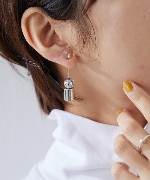 ear PAPILLONNER（イアパピヨネ）の「【WEB限定】縦直クリア玉ピアス（ピアス（片耳用）・レディース・ゴールド/シルバー・FREE）」の8枚目の写真