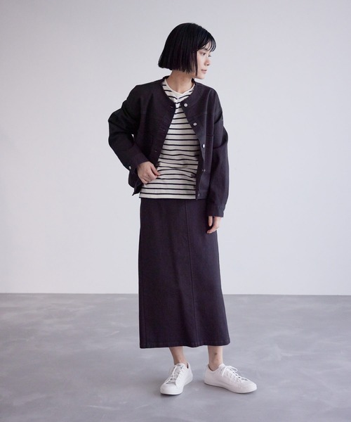 SALON adam et rope'（サロン アダム エ ロペ）の「カツラギストレッチフリンジネックブルゾン（ブルゾン・レディース・オフホワイト/チャコールグレー・FREE）」の14枚目の写真