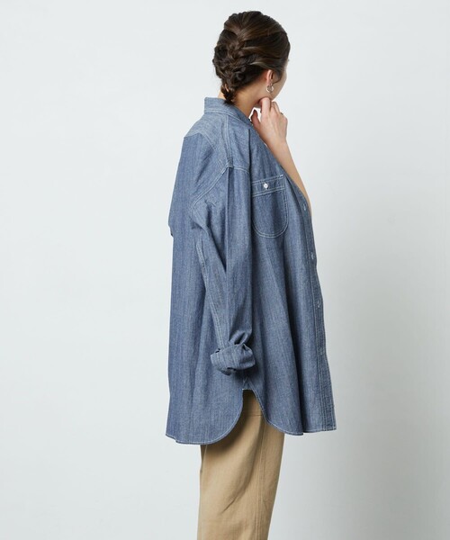 FREAK'S STORE（フリークスストア）の「▽【WEB限定】シャンブレーシャツ（シャツ/ブラウス・レディース・ブルー/ネイビー・ﾌﾘ-）」の5枚目の写真