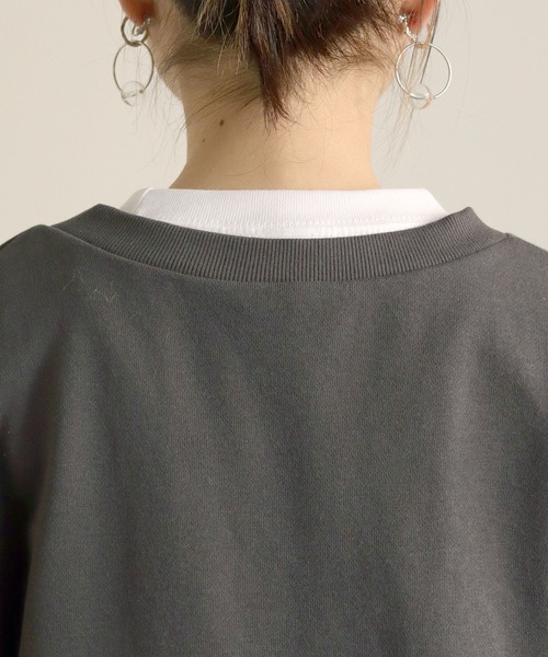 HER CLOSET(ハークローゼット)の「【shemoshelly】ユニフォームカレッジロゴ深Vネックカットソービッグベスト(ベスト・レディース・チャコールグレー/ブラック/ヘザーグレー/マスタード/モカ・M)」の11枚目の写真