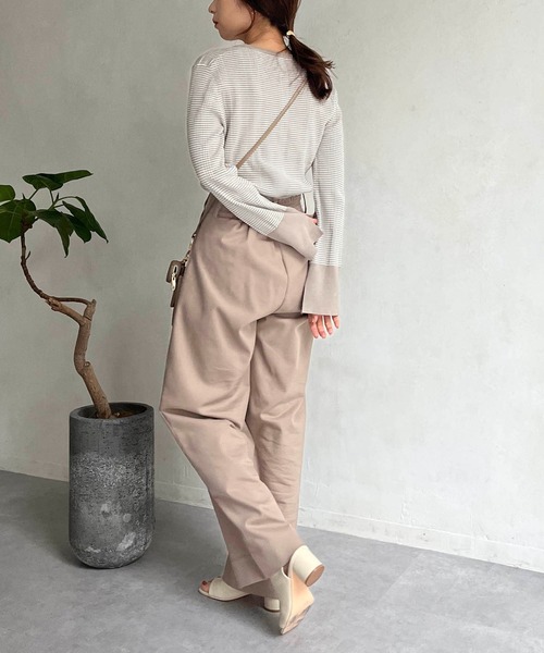 CAPRICIEUX LE'MAGE（カプリシューレマージュ）の「マルチボーダーリブプルオーバー（ニット/セーター・レディース・ブラック/ベージュ/グリーン・FREE）」の9枚目の写真