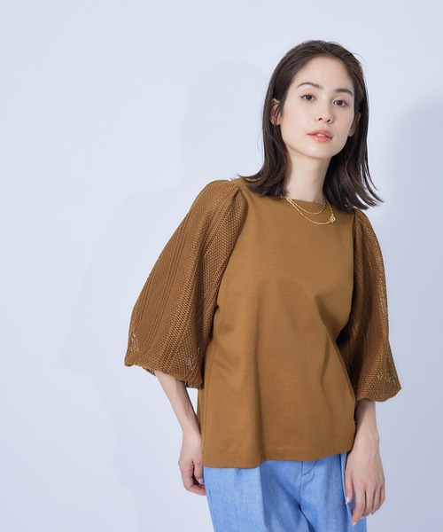 ROPE'（ロペ）の「カット×ラッセルレース  袖バルーンスリーブブラウス（Tシャツ/カットソー・レディース・ホワイト/ブラック/ダークブラウン・38）」の3枚目の写真