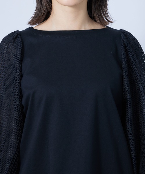 ROPE'（ロペ）の「カット×ラッセルレース  袖バルーンスリーブブラウス（Tシャツ/カットソー・レディース・ホワイト/ブラック/ダークブラウン・38）」の9枚目の写真