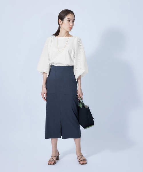 ROPE'（ロペ）の「カット×ラッセルレース  袖バルーンスリーブブラウス（Tシャツ/カットソー・レディース・ホワイト/ブラック/ダークブラウン・38）」の5枚目の写真